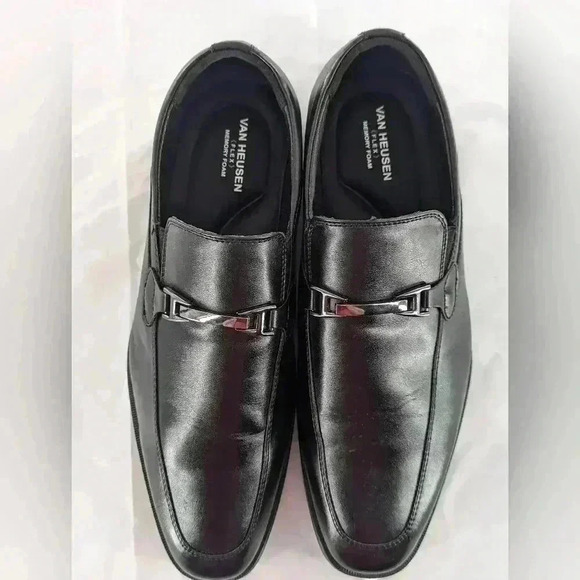 Van Heusen Shoes Men's Size 10.5 M Loafer Flex Memory Foam Black Slip On - Picture 2 of 8